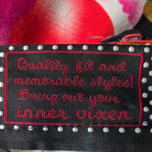 Voodoo Vixen Tropical Floral Print Fit and Flare Dress - Picture 8 of 10